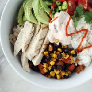 Love fuss free + nutritious meals? Me, too. Try these chicken avocado bowls.