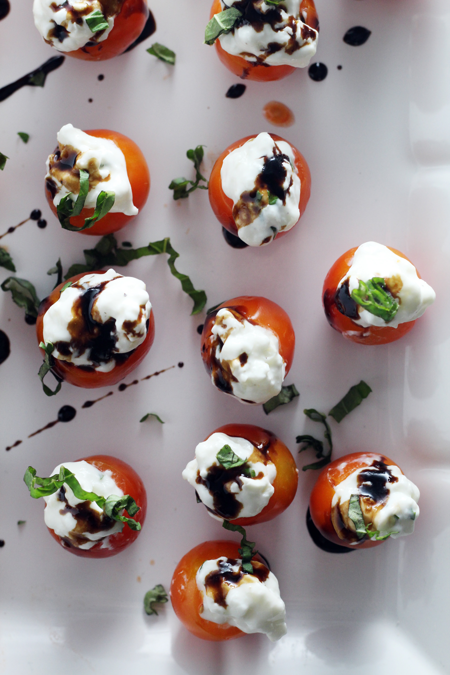 Everyone will love these Tomato Basil Caprese Bites as your next party appetizer.